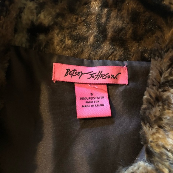 Betsey Johnson Faux Fur Animal Leopard Print Vest - Picture 7 of 7